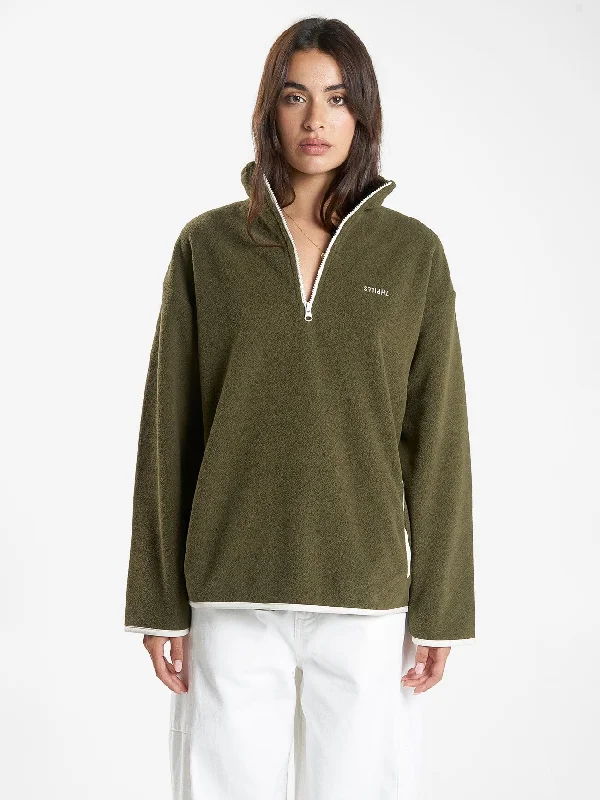 Everyday Wear Cameron Polar Fleece  - Grape Leaf