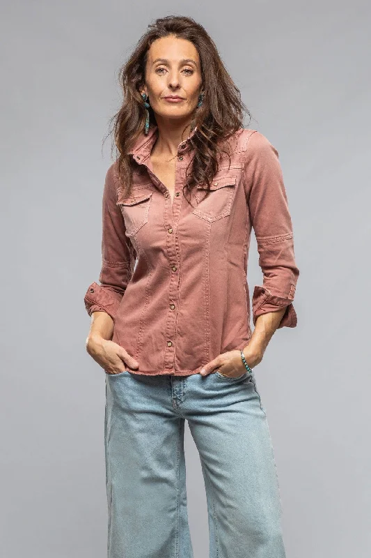 Lightwear Options Sweetwater Denim Shirt In Arrancio