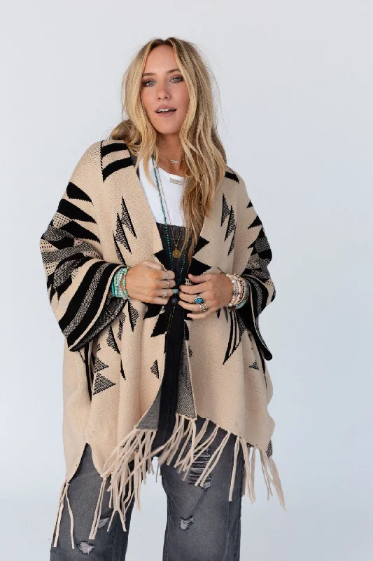 Premium Fit Great Plains Aztec Fringe Ruana - Natural