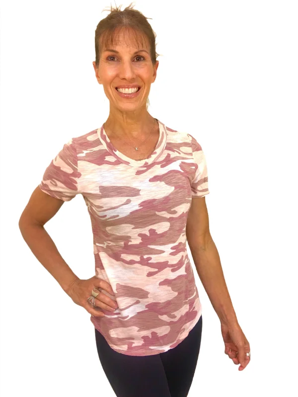 Comfortable Pants TLA Pink Camouflage T-Shirt
