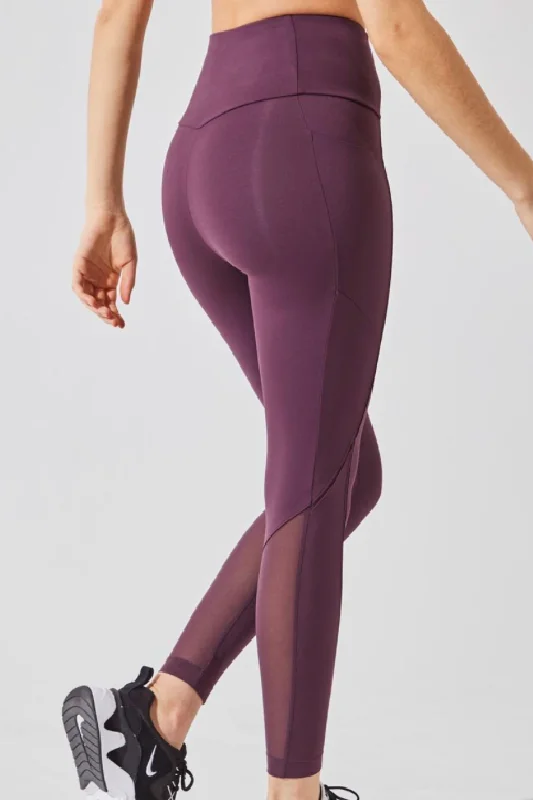 Everyday Wear Accelerate Ultra-High Waisted 7/8 Legging