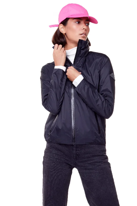 Casual Outfit PELLY | WOMEN'S (RECYCLED) ULTRALIGHT WINDSHELL JACKET