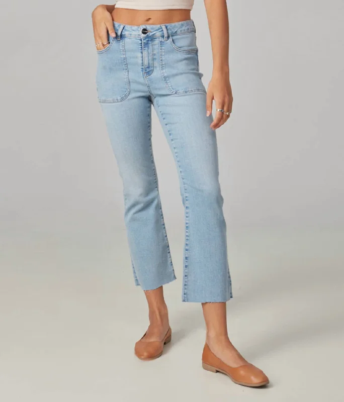 Urban Style Billie High Rise Bootcut Jeans In True Denim