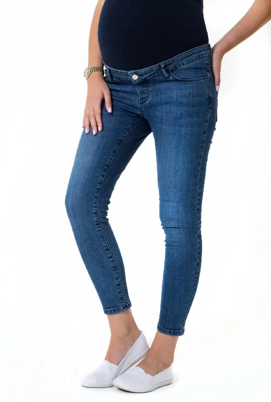 Maternity Skinny Jeans In Classic Blue