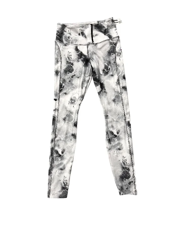 Retro Style Athletic Leggings By Nike Apparel In Grey, Size: S