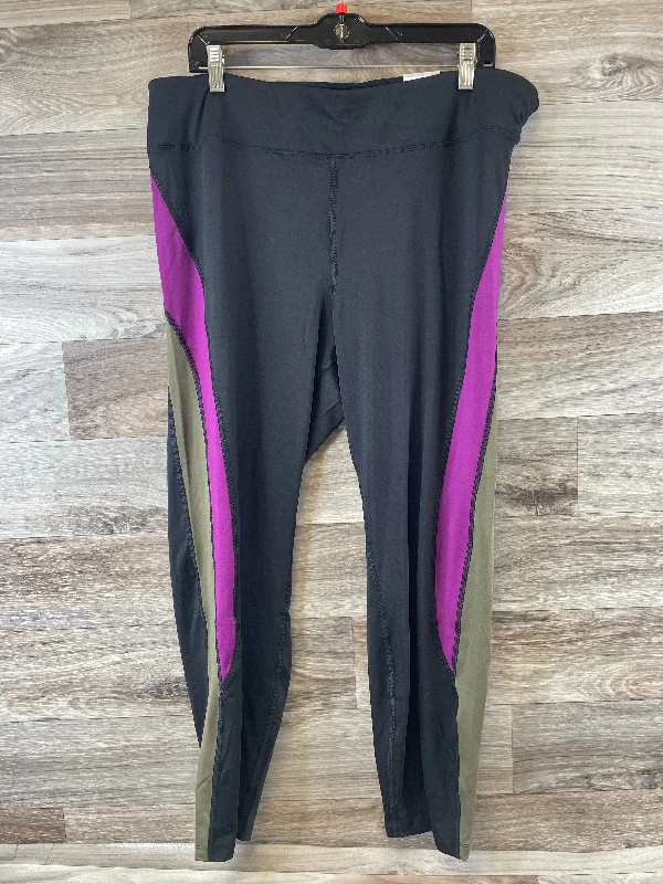 Sporty Jackets Athletic Leggings Capris By Ava & Viv In Black, Size: 1x