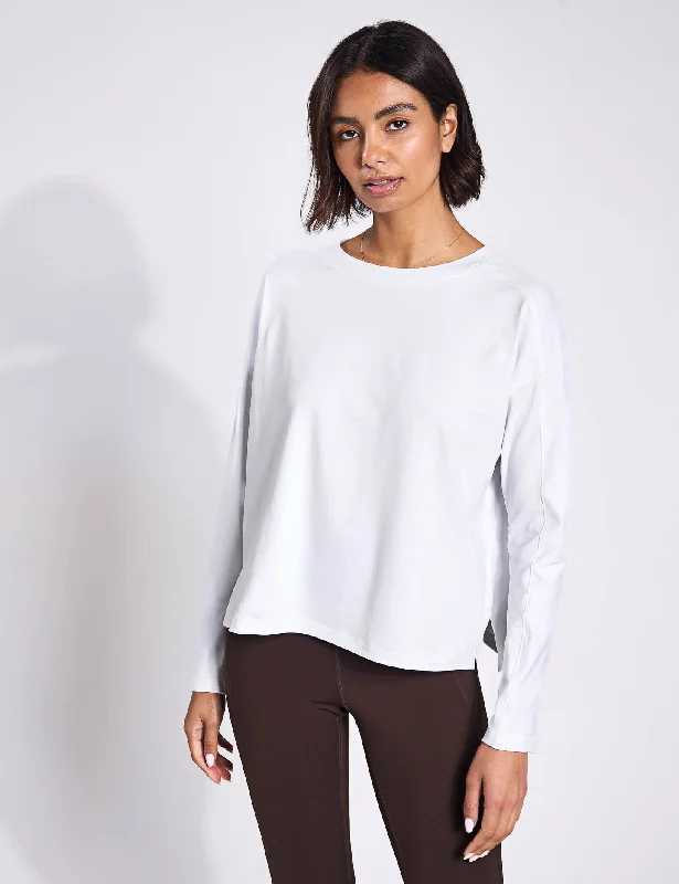 Everyday Outfits ReSet Long Sleeve Tee - White