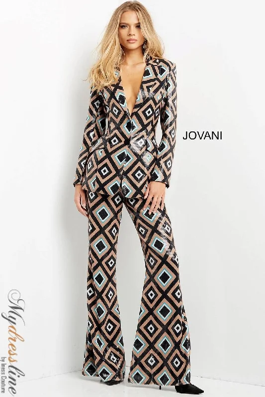 Laid-Back Essentials Jovani 07921