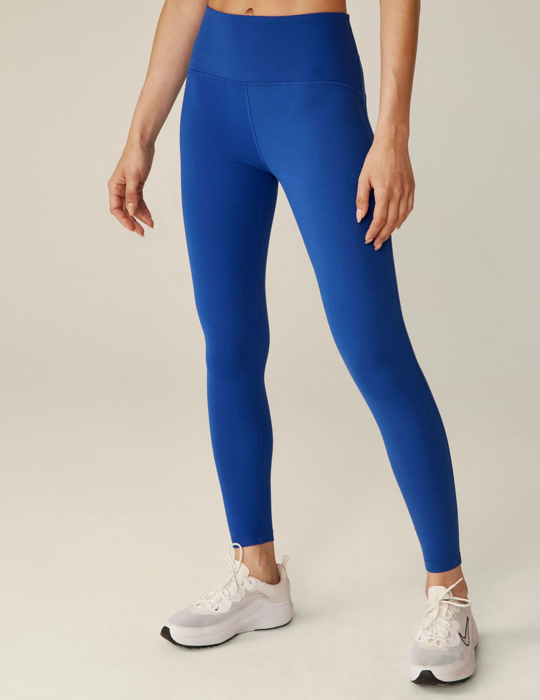 Sporty Jackets POWERBEYOND™ Strive Midi Legging