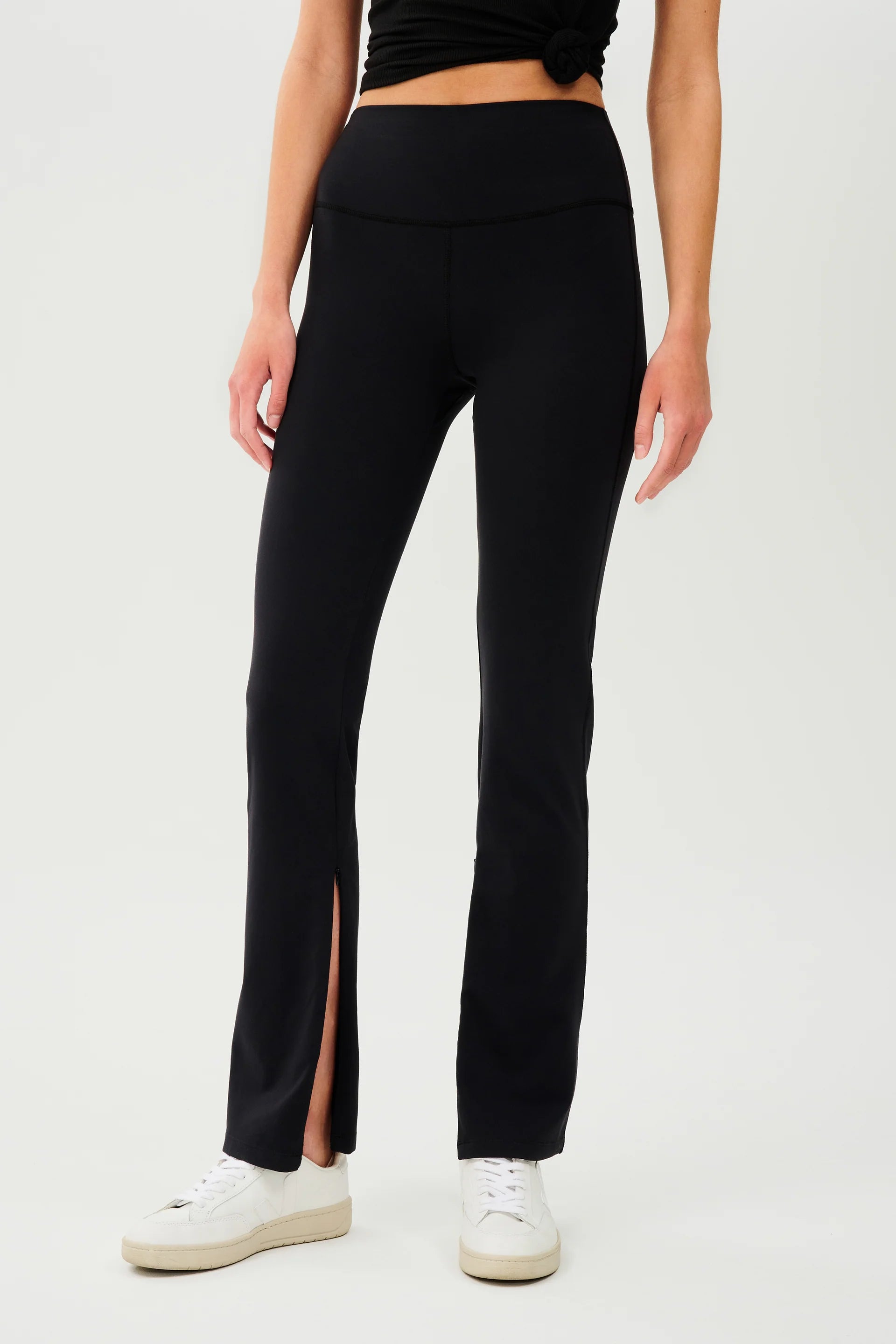 Urban Look Raquel High-Waist Straight Leg with Zipper