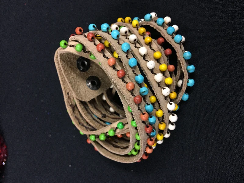 Stylish Looks Bali Queen Five Strand Leather Wrap Bracelet Tan/Multi Color