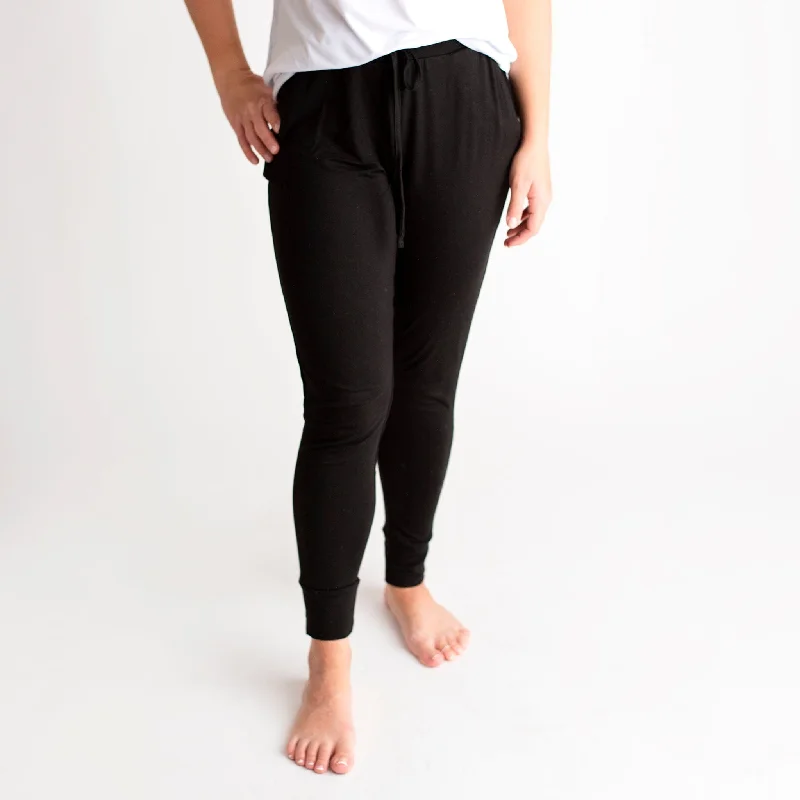 Monochrome Style Black Mama Pants