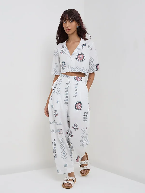 Soft Jackets Bombay Paisley White Patiala-Style High-Rise Pants