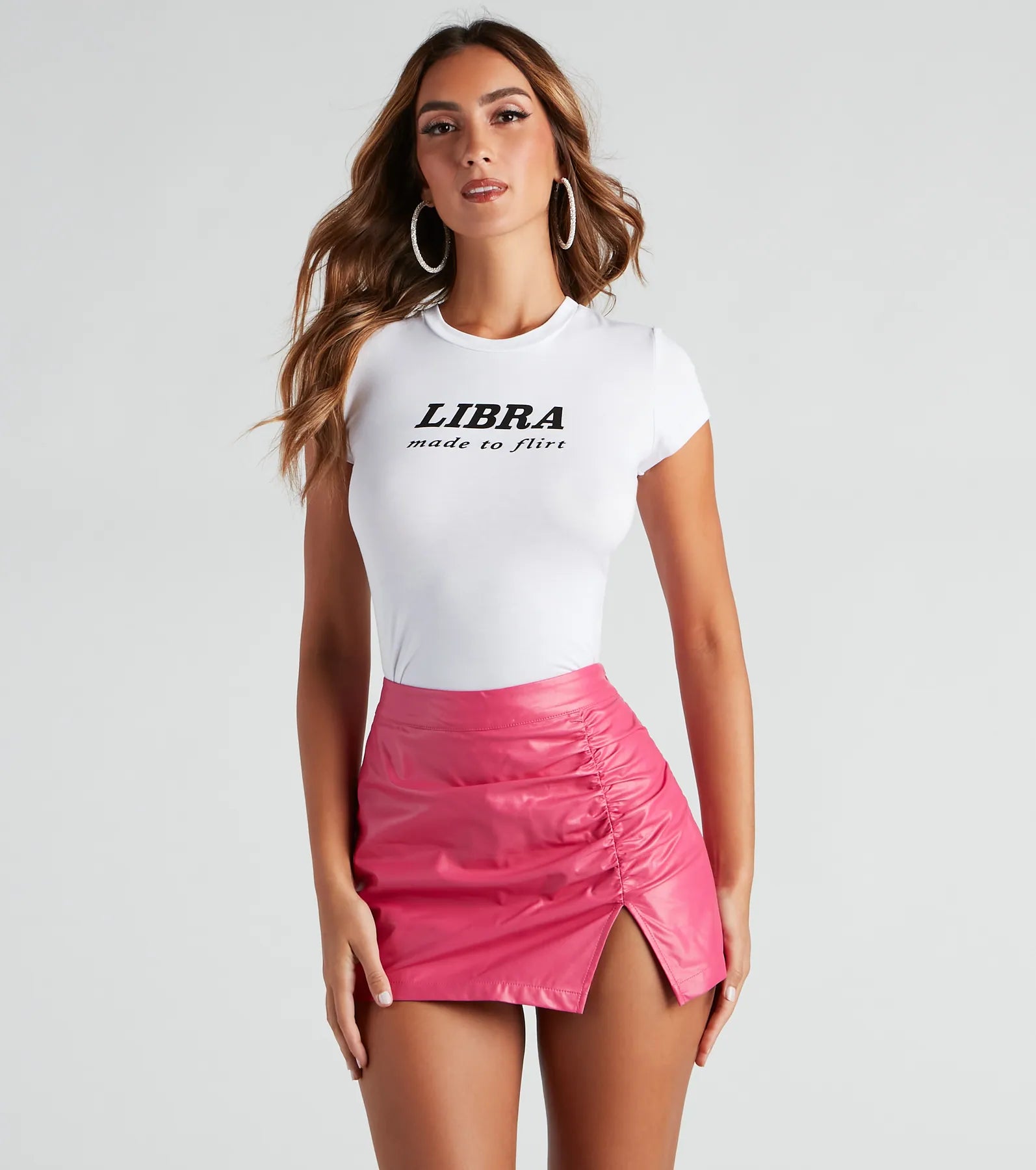 Lightweight Outerwear Libra Knit Graphic Tee