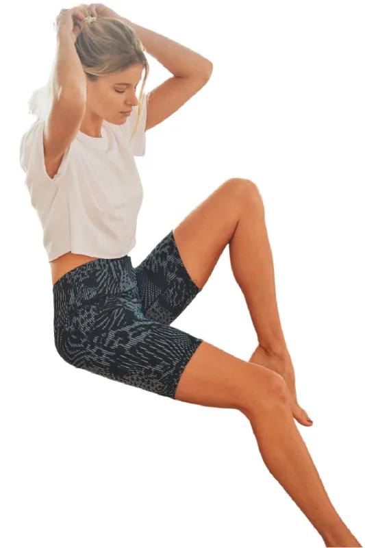 Casual Suits Mono B Textured Safari Jacquard High-Waisted Biker Shorts APH3164