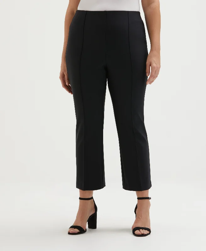 Plus Size Pintuck Pull-On Crop Pant