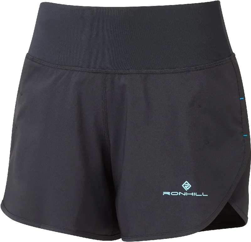 Versatile Wardrobe Ronhill Tech 4.5 Inch Womens Running Shorts - Black