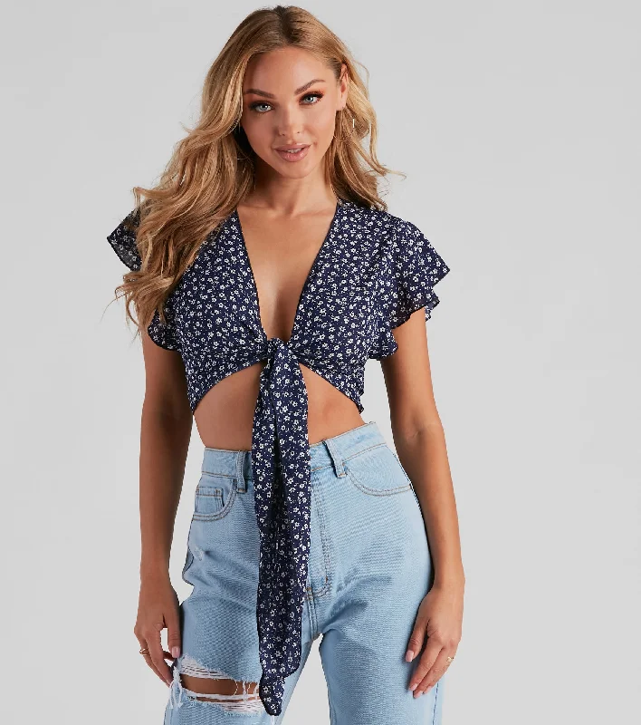 Everyday Outfits So Darling Ditsy Floral Crop Top