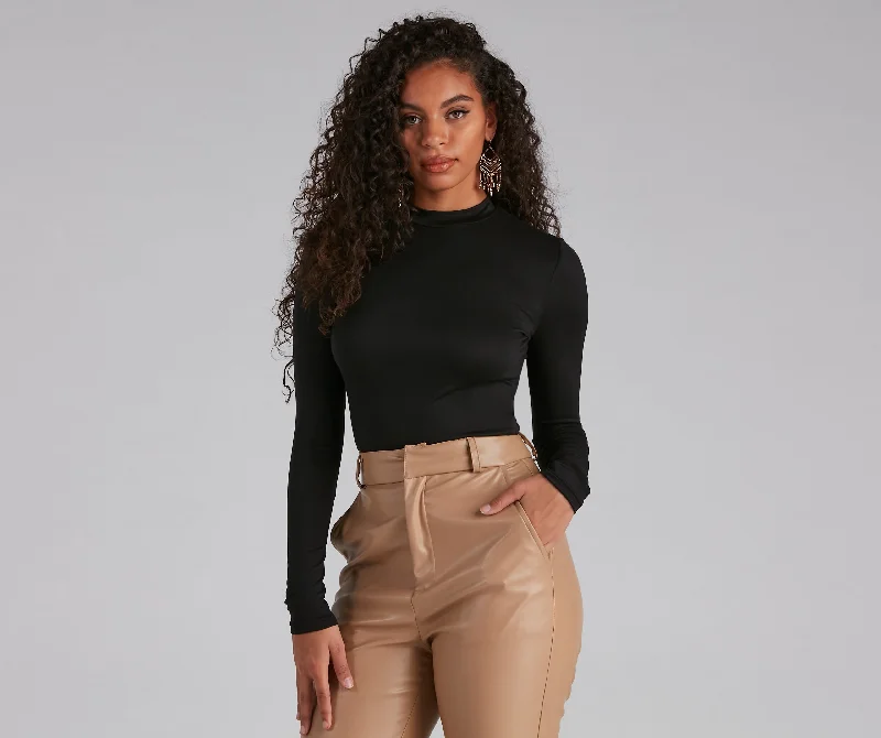 Relaxed Activewear Stylish Basics Mock Neck Top