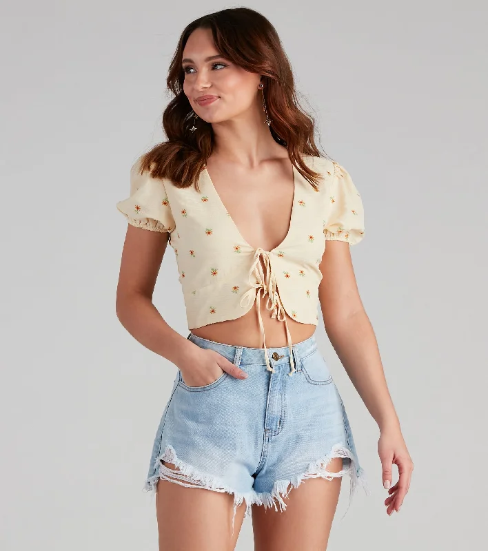 Relaxed Looks Sunny Days Floral Crop Top