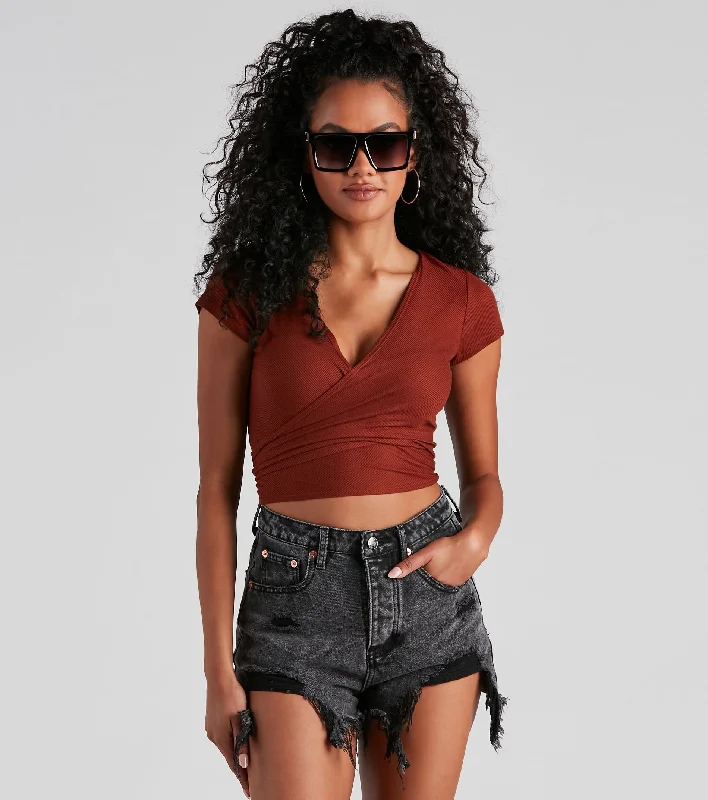 Techwear Fashion The Perfect Basic Knit Crop Top