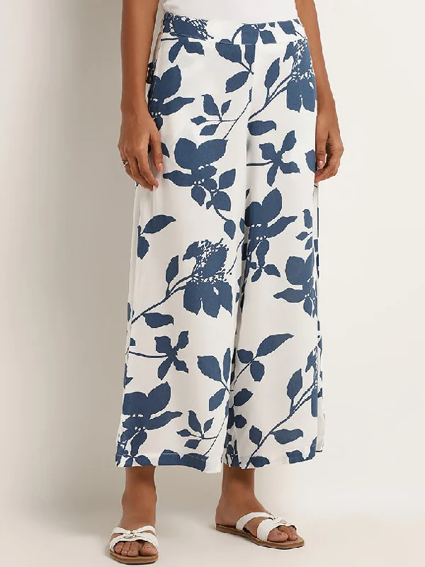 Weekend Wear Utsa Blue Floral Mid Rise Pants