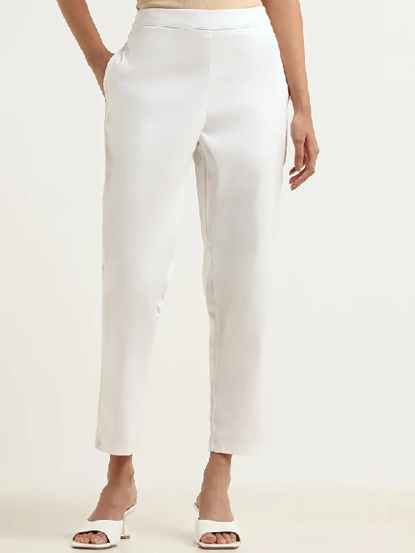 Winter Boots Utsa White Cotton Blend Straight-Leg Pants