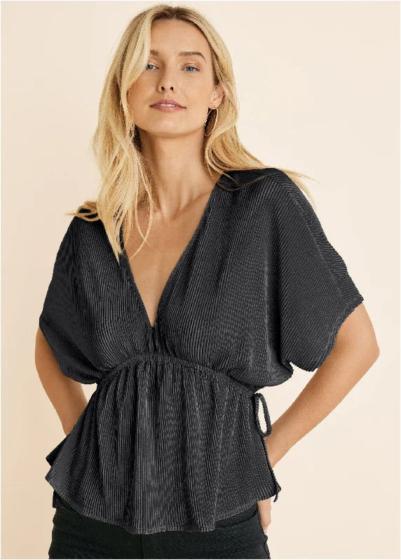 Urban Comfort Plisse Short Sleeve Blouse - Black